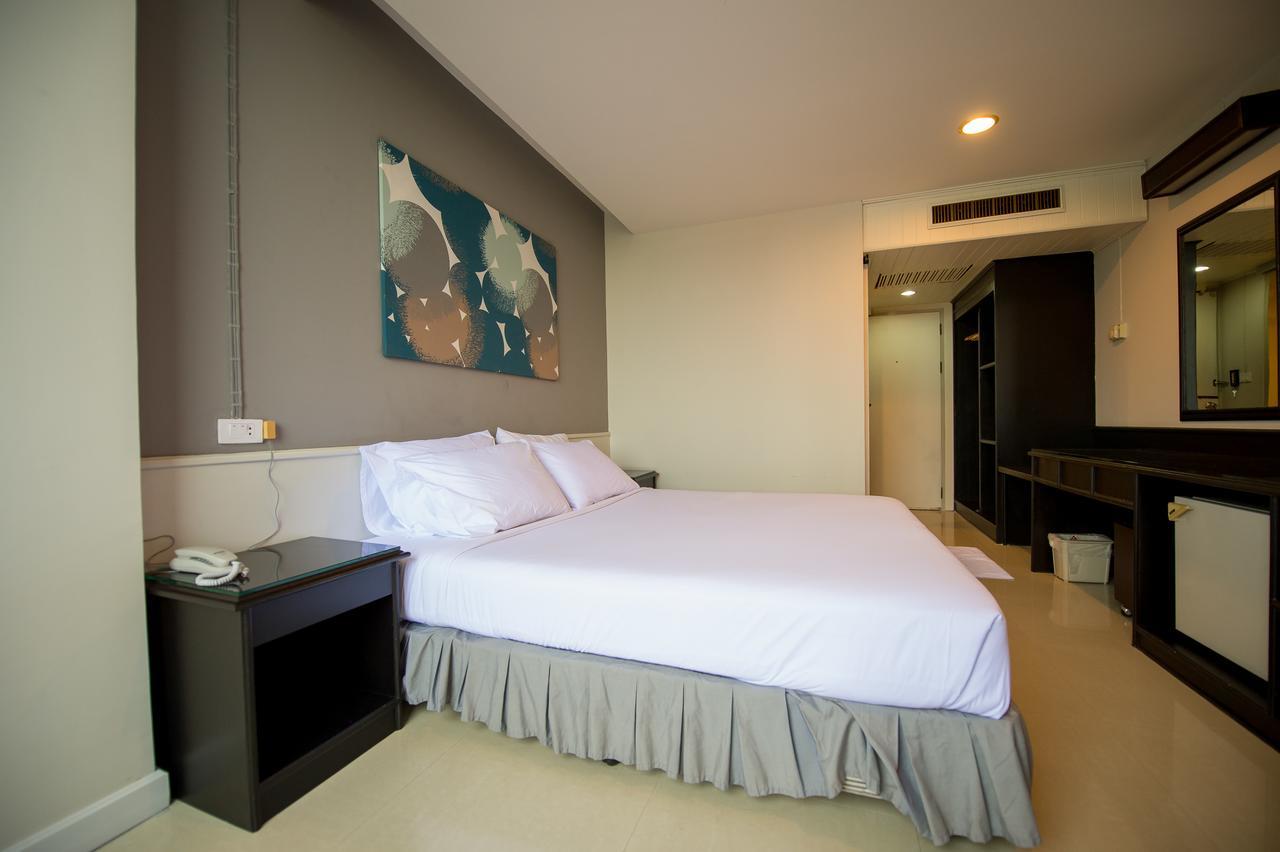 Kessiri Hotel Sisaket Exterior foto
