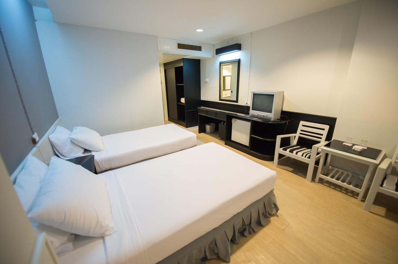 Kessiri Hotel Sisaket Exterior foto